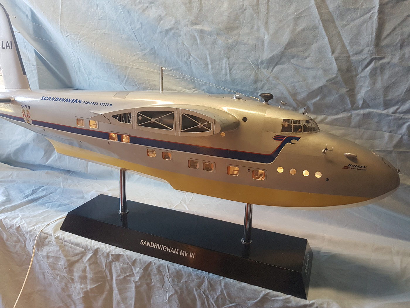 G. Rostad Scandinavian Collection 1/25 SAS Short Sandringham MKVI Cutaway model