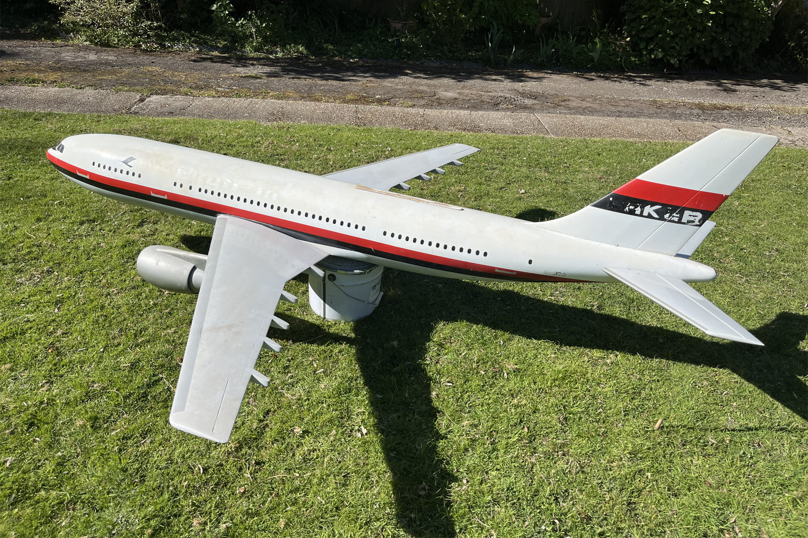 AMI Phelps 1/20 Laker Airbus A300 model for sale