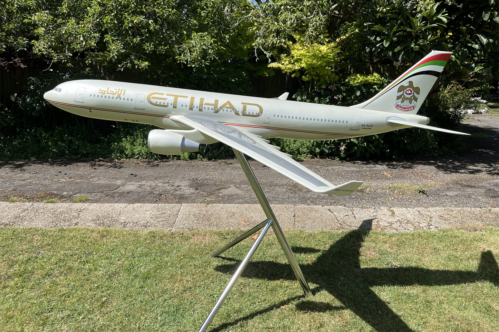 Space Models 1/20 Etihad Airbus A330-200 model for sale