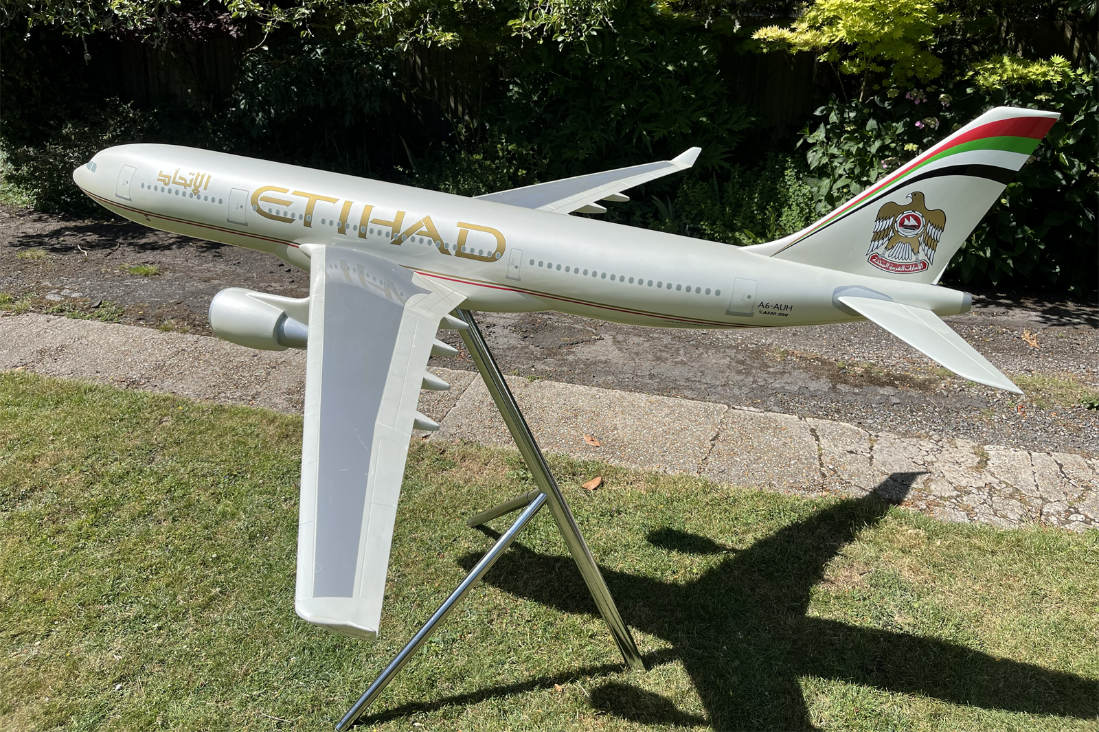 Space Models 1/20 Etihad Airbus A330-200 model for sale