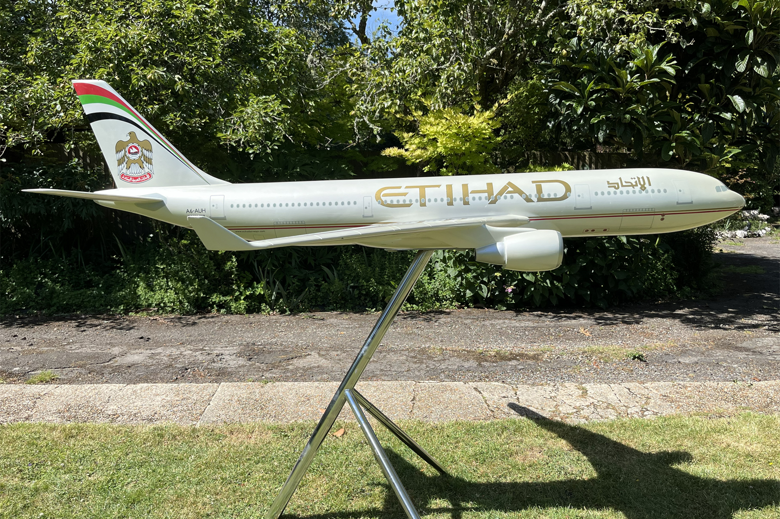 Space Models 1/20 Etihad Airbus A330-200 model for sale