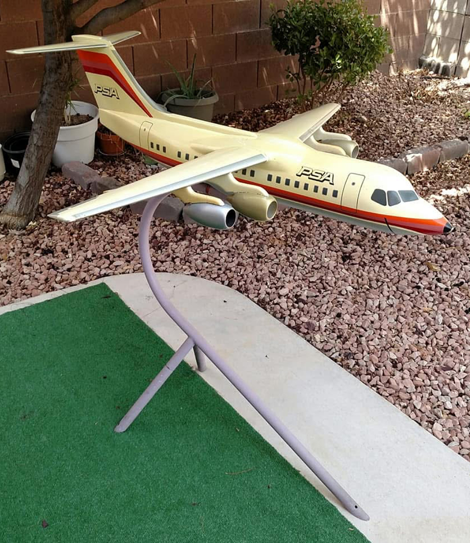 1/25 PSA BAe 146 model for sale
