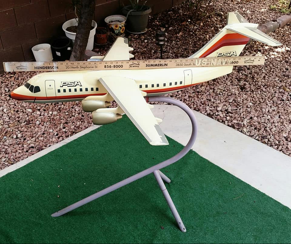 1/25 PSA BAe 146 model for sale
