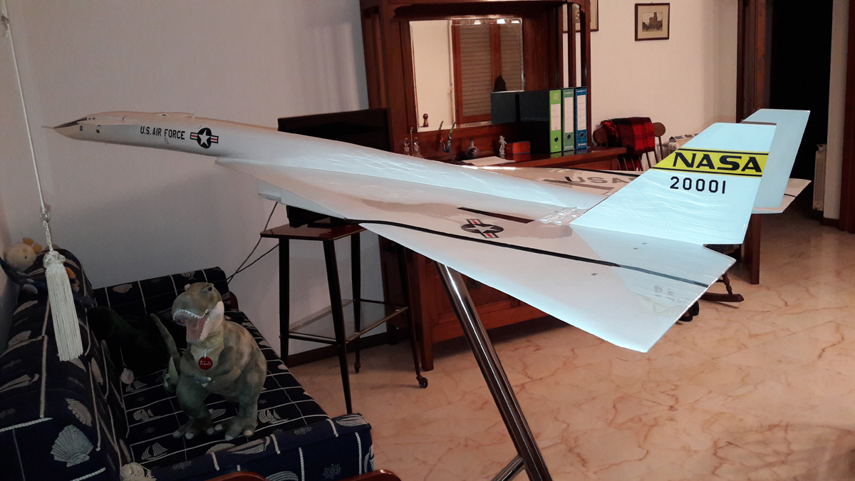 Westway Aircraft Models 1/24 USAF XB-70 Valkyrie