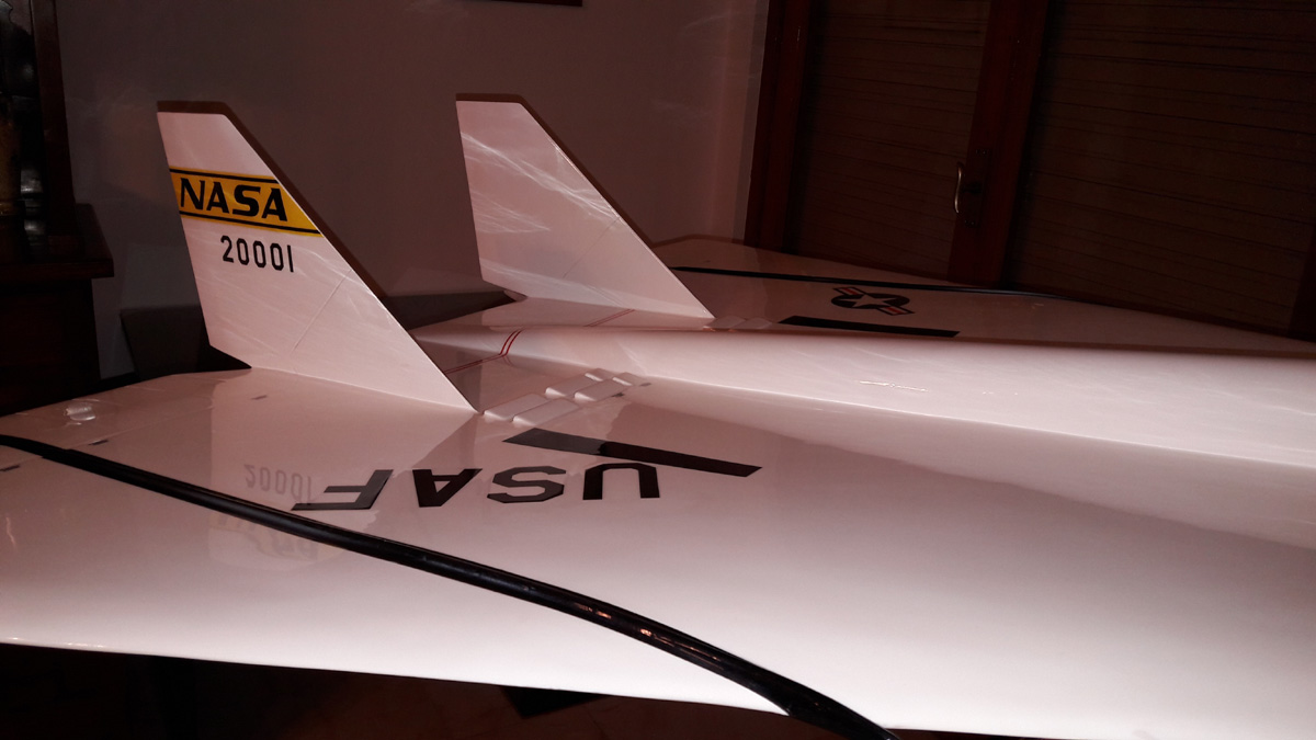 Westway Aircraft Models 1/24 USAF XB-70 Valkyrie