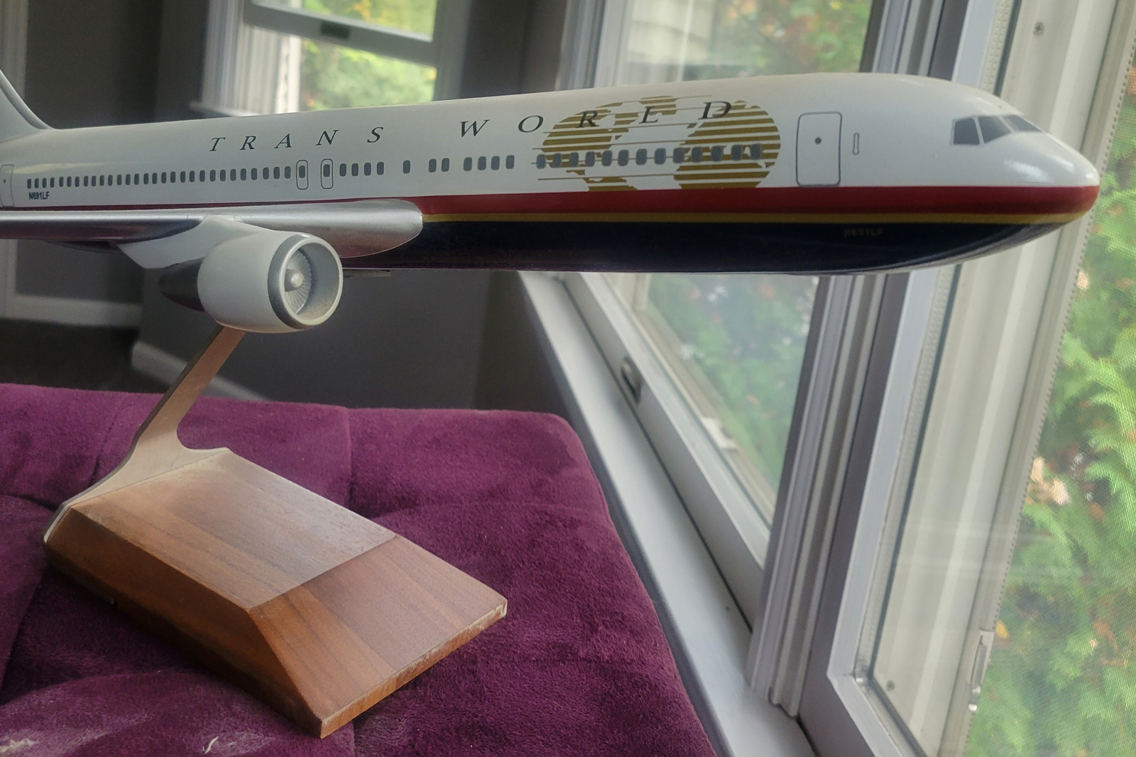 Wesco 1/100 TWA Boeing 767-300 model for sale