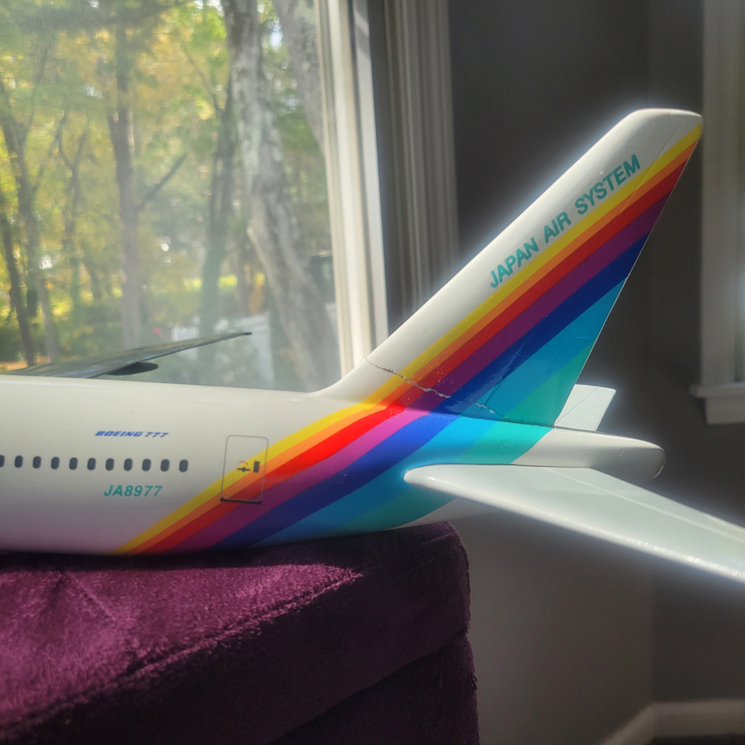 1/100 JAS Boeing 777-200 model for sale