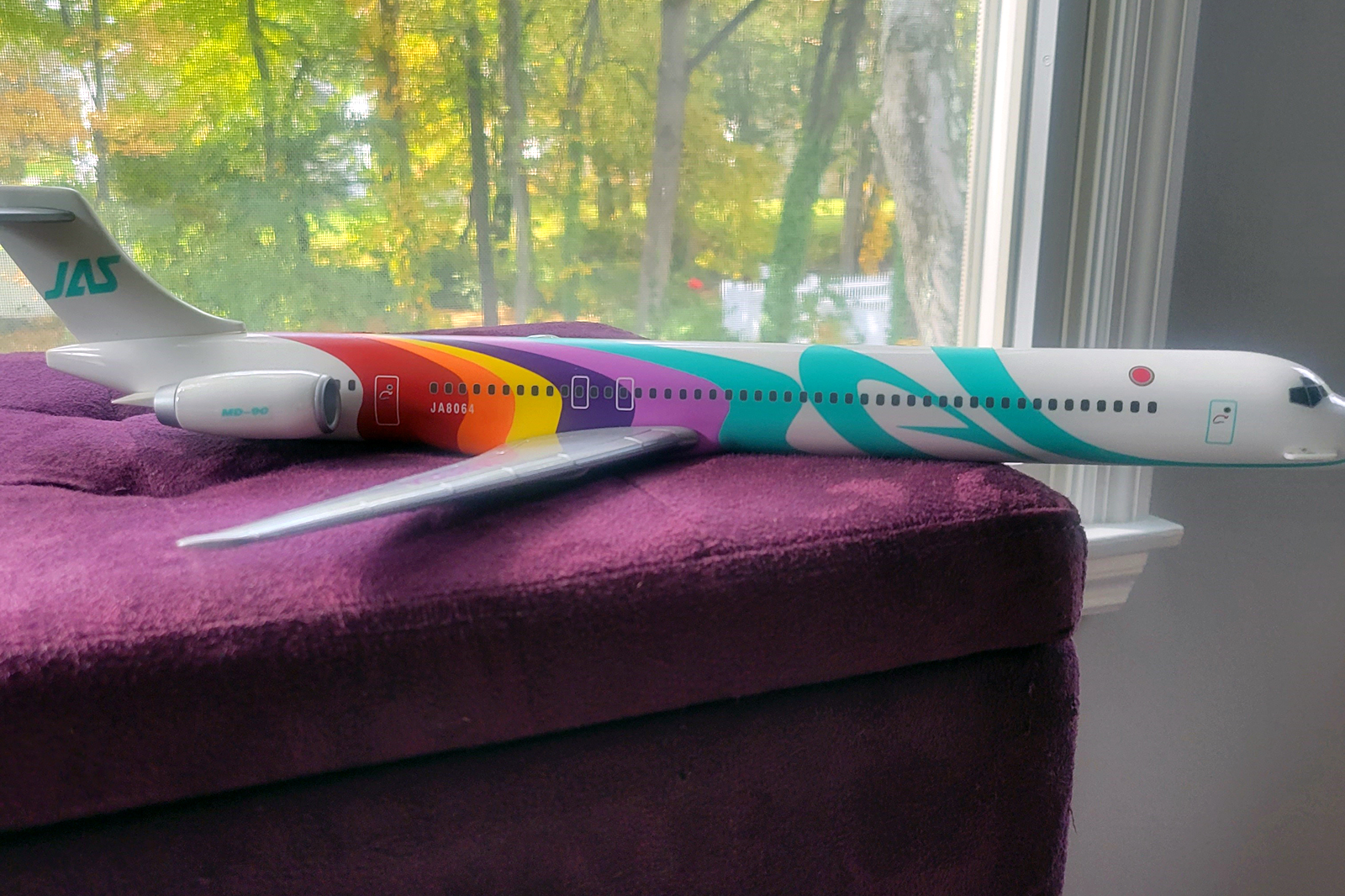 1/100 JAS MD-90 model for sale