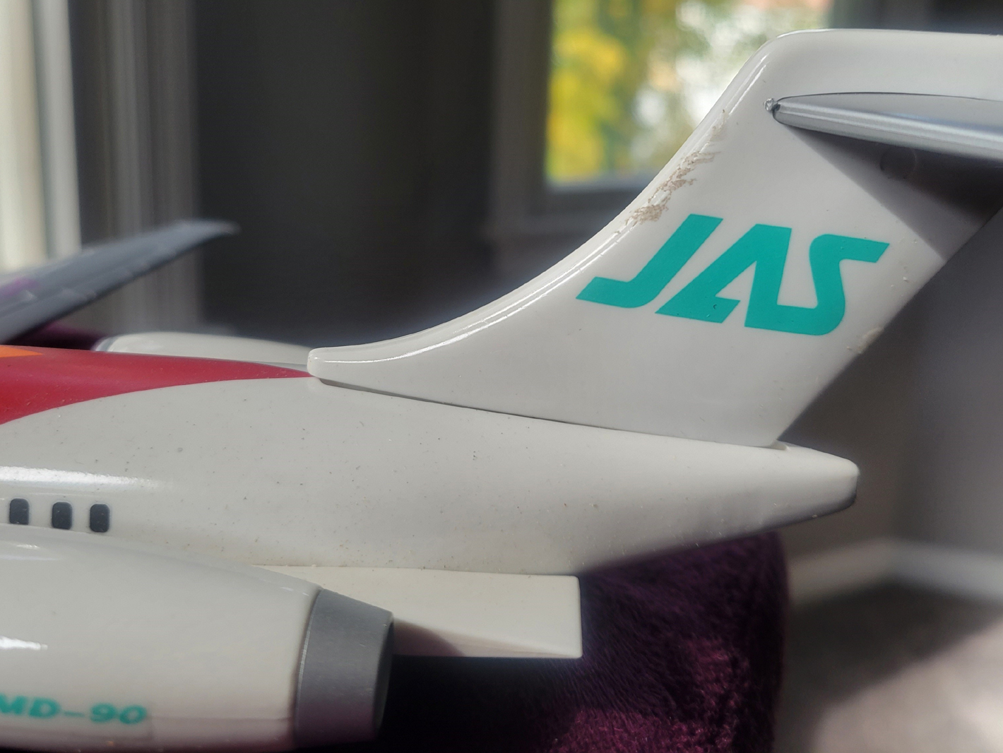 1/100 JAS MD-90 model for sale