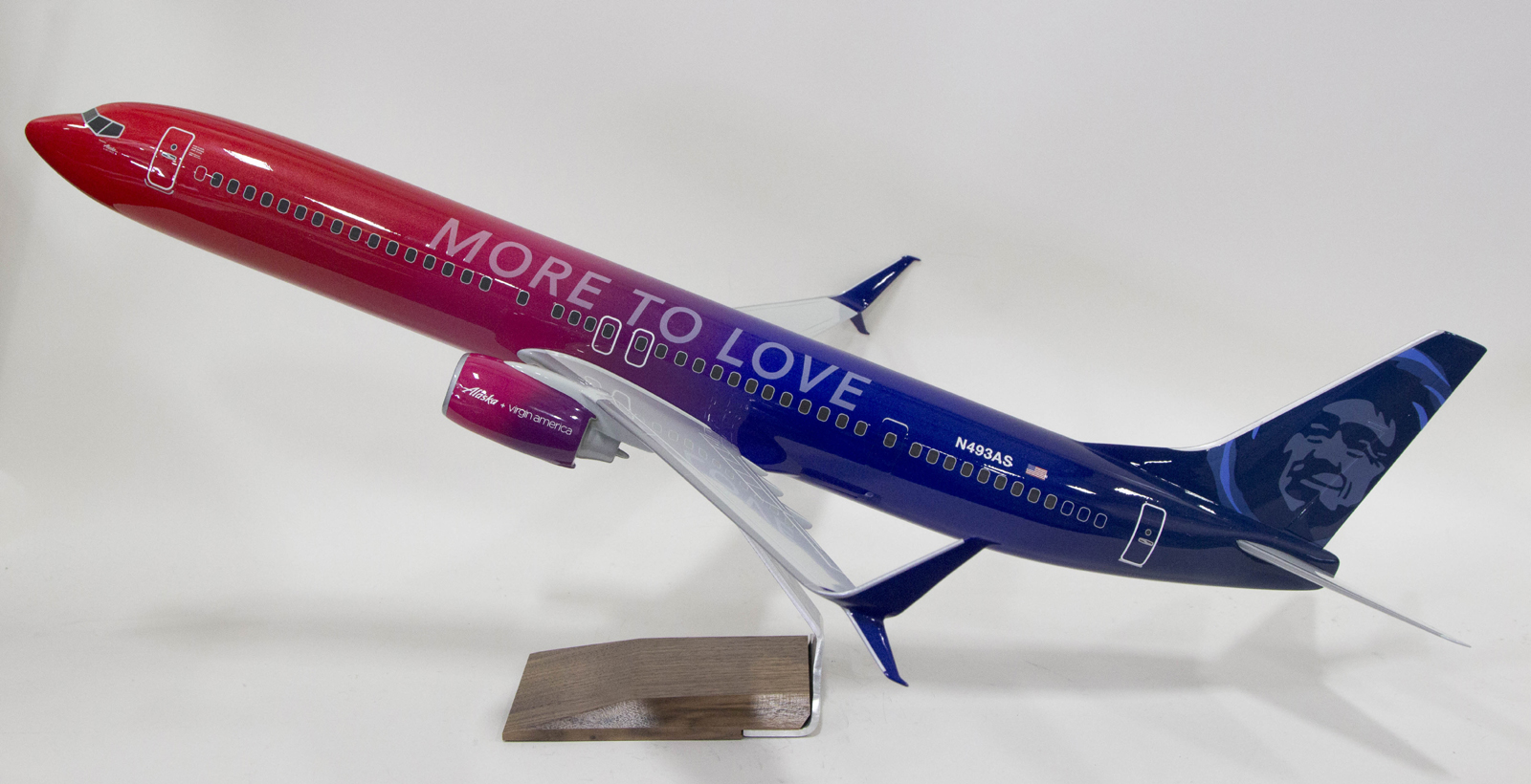 Pacmin 1/50 Alaska Airlines Boeing 737-900ER model for sale