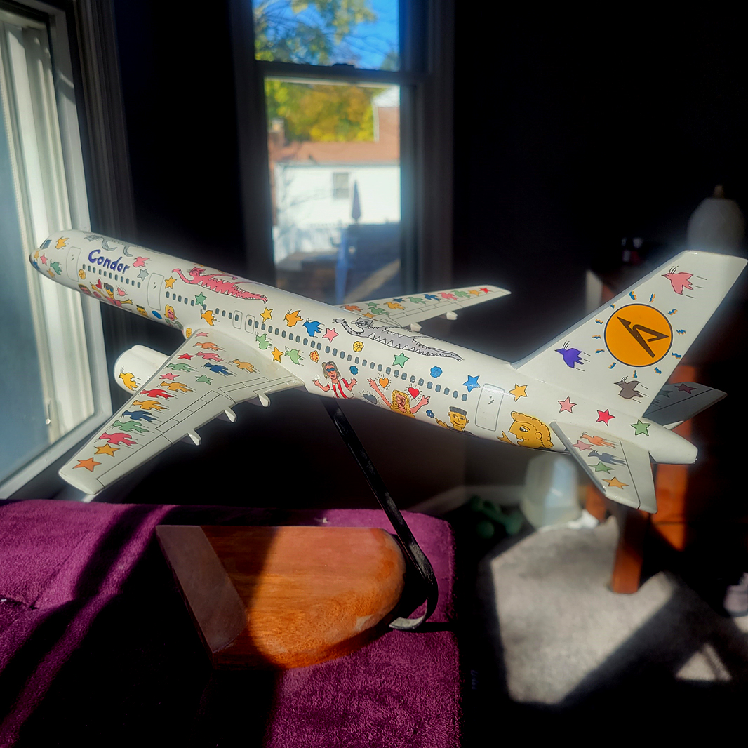 1/44 Condor Rizzi Bird Boeing 757-200 model for sale