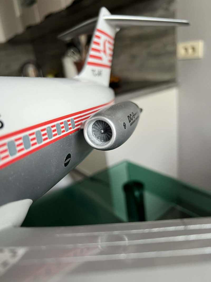 1/50 THY Turkish Airlines Douglas DC-9-32 model for sale