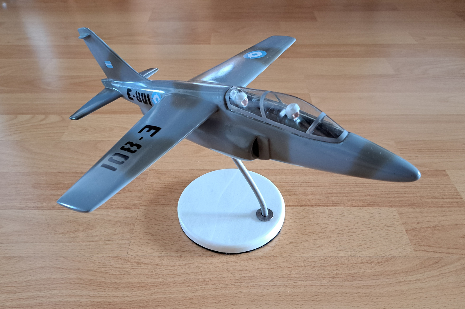 1/33 Argentine Air Force FMA IA-63 Pampa Trainer model for sale