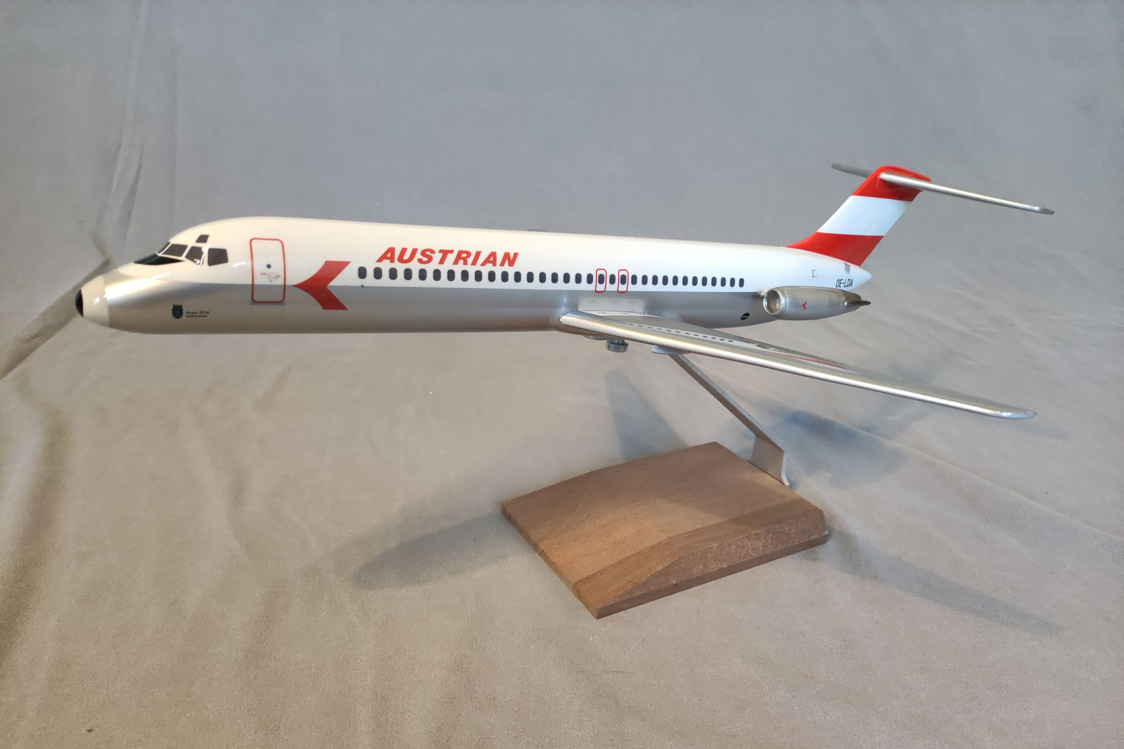 West Coast Aviation Models 1/72 Austrian Airlines Douglas DC-9-32 model for sale