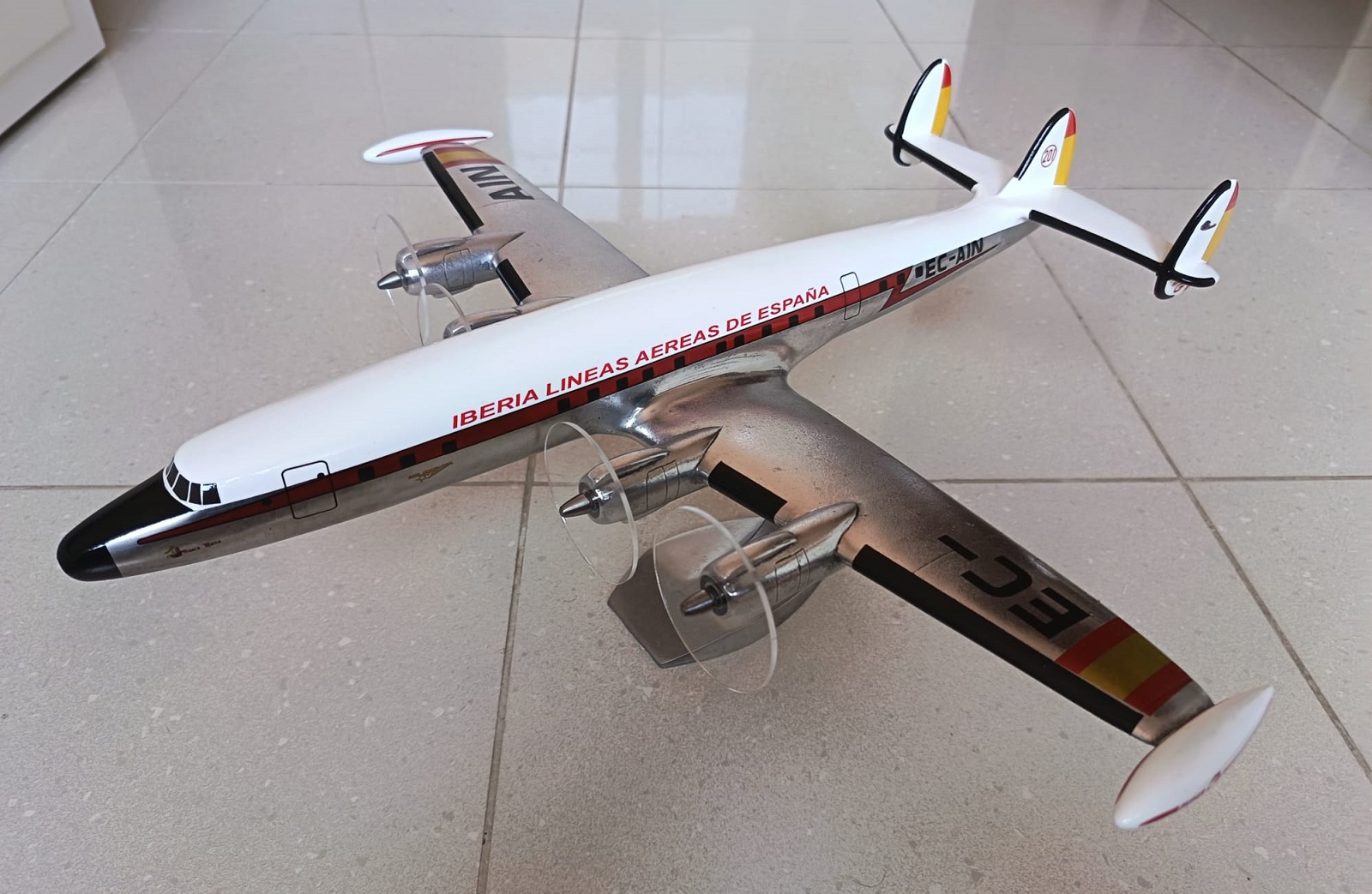 Mecater Spain 1/72 Iberia Lockheed Super Constellation model for sale