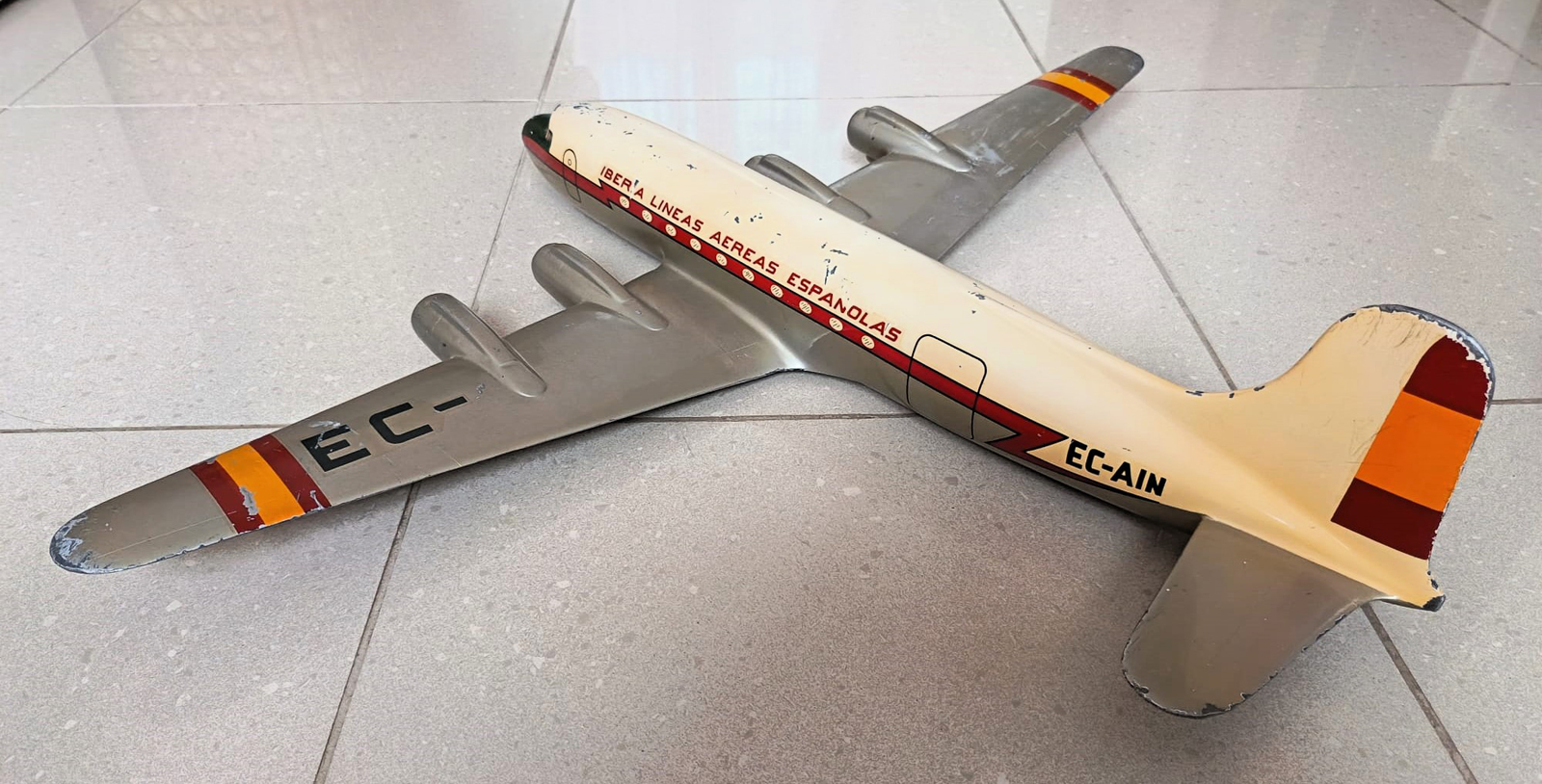 Raise Up 1/72 Iberia Douglas DC-4 model for sale