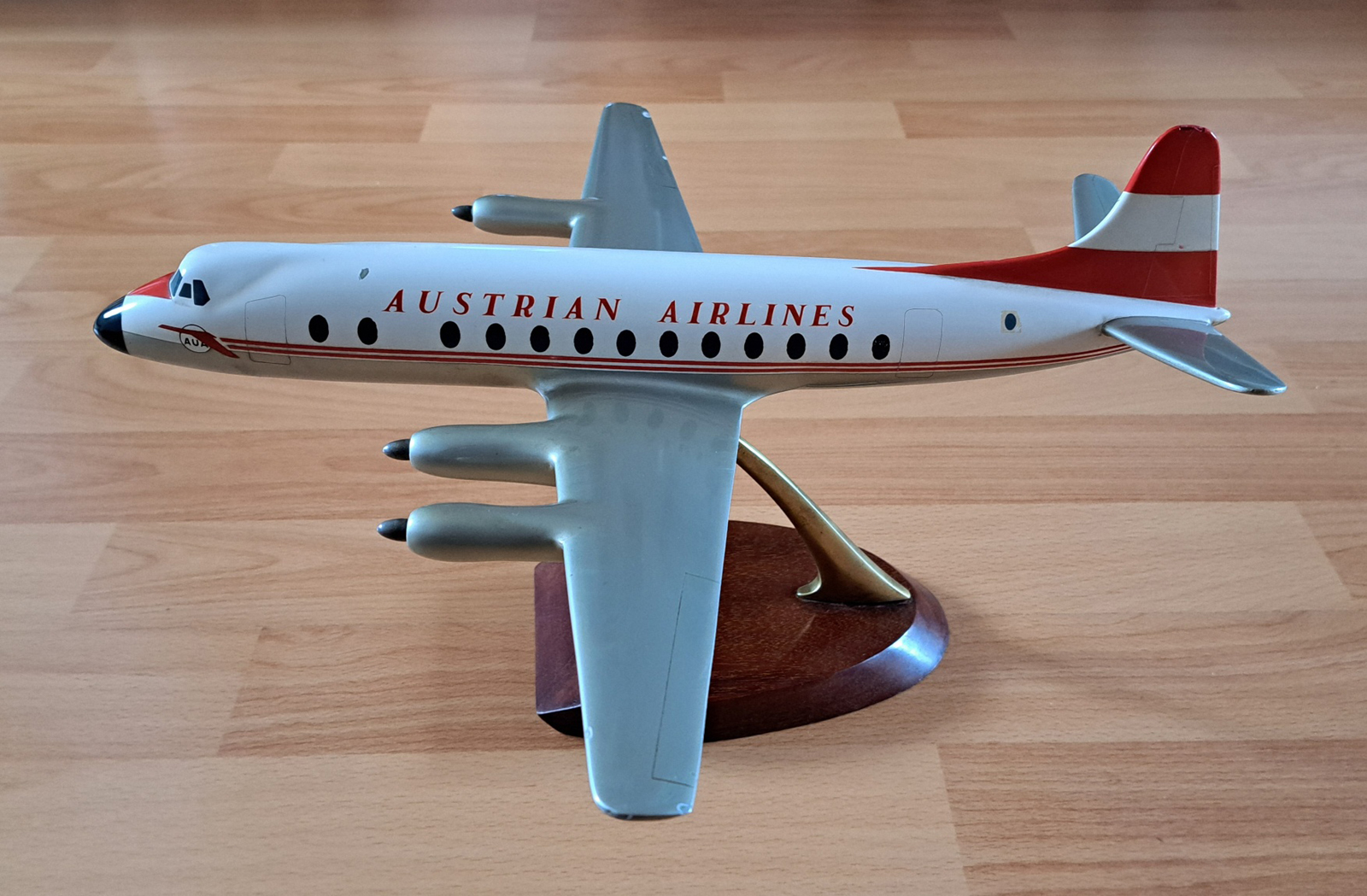 Westway Models 1/72 Austrian Airlines Vickers Viscount model for sale