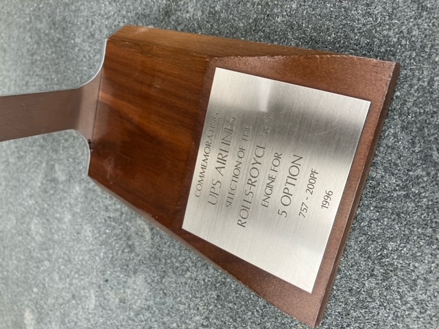 Pacmin 1/100 UPS Boeing 757-200PF model for sale