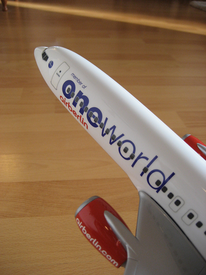 Pacmin 1/100 Air Berlin Boeing 737-800 One World Logo