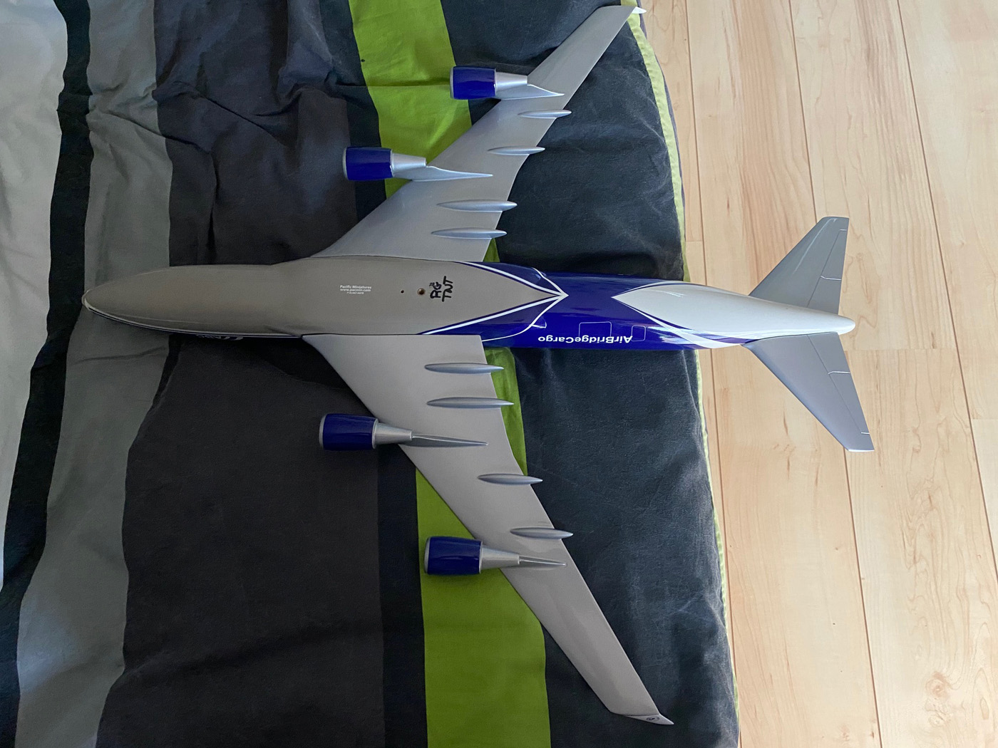 1/100 Air Bridge Cargo Boeing 747F