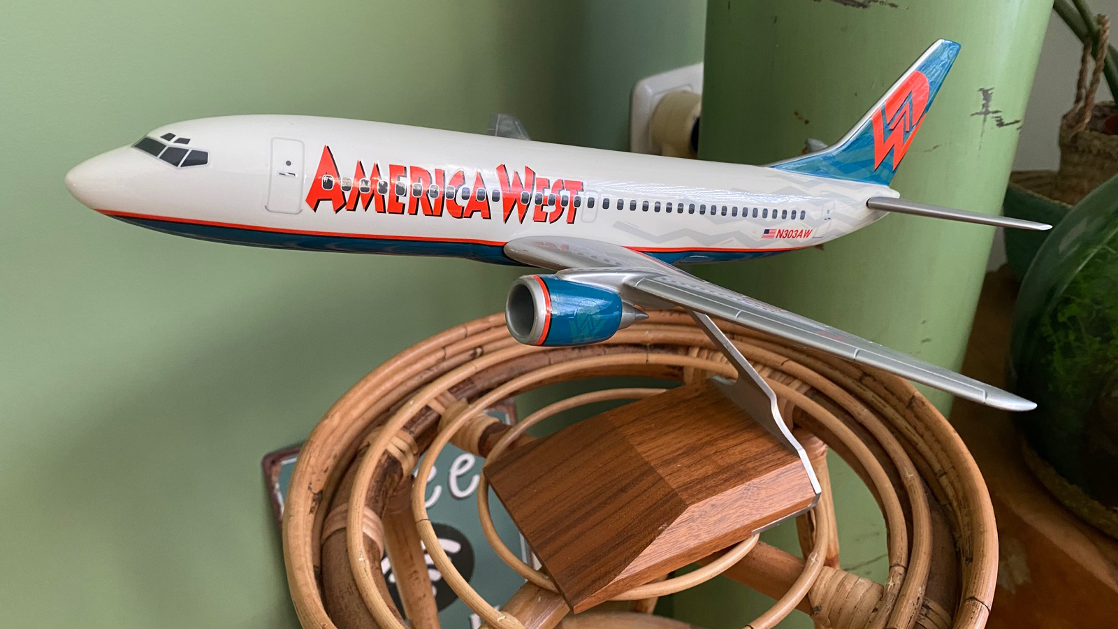 Pacific Miniatures Pacmin 1/100 America West Boeing 737-3G7 model for sale