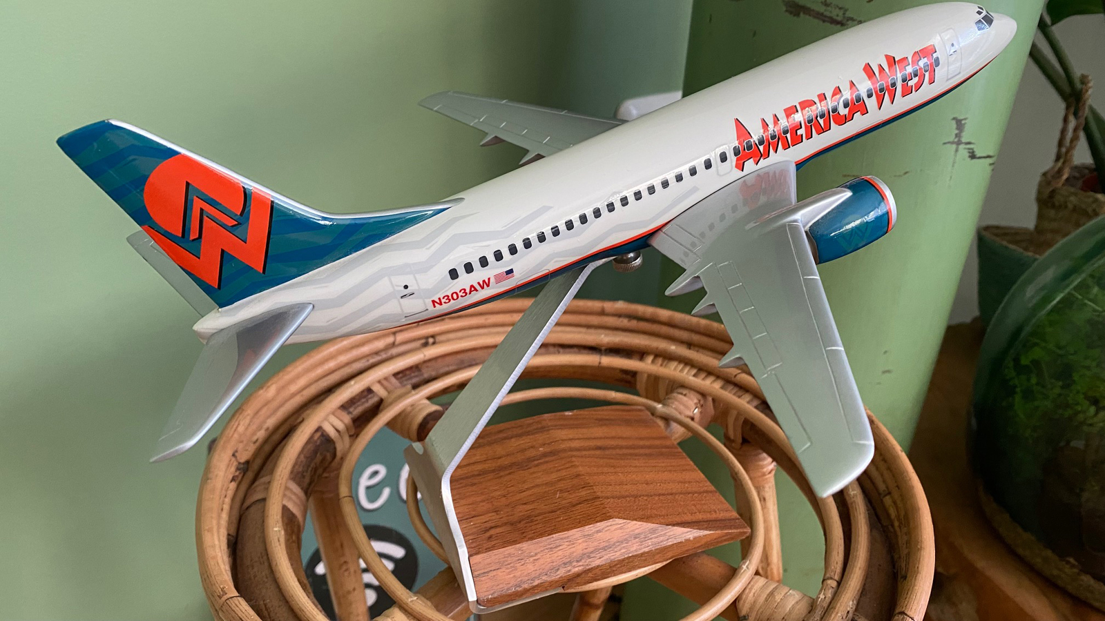 Pacific Miniatures Pacmin 1/100 America West Boeing 737-3G7 model for sale