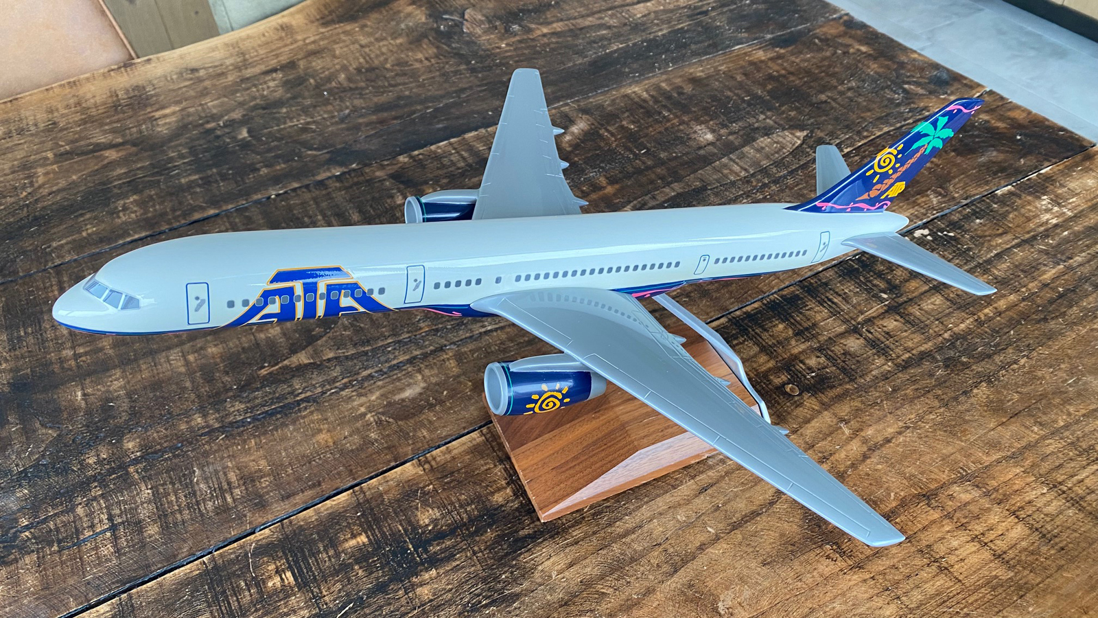 Pacmin 1/100 ATA Boeing 757 model for sale