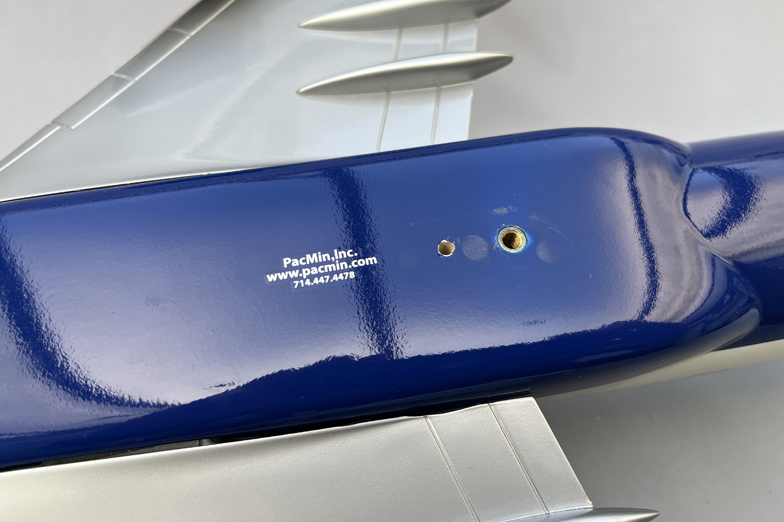 Pacmin 1/100 British Airways Boeing 747-400 model for sale