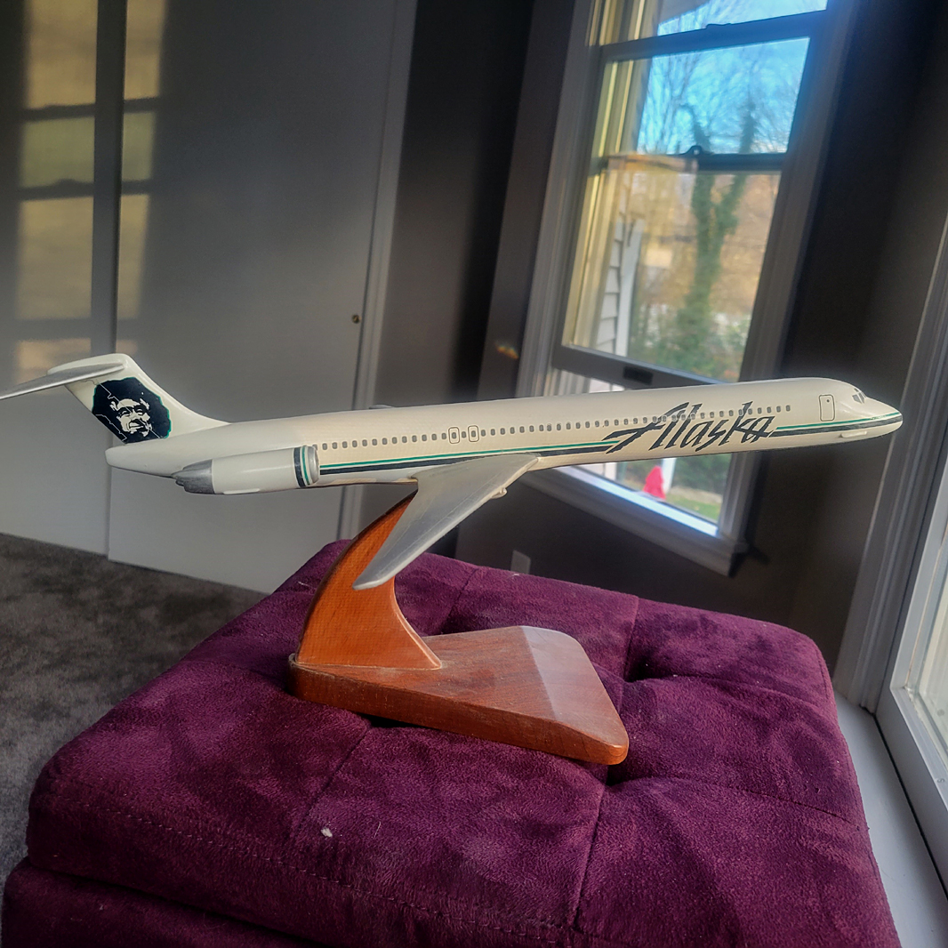 Pacmin 1/100 Alaska Airlines MD-80 model for sale