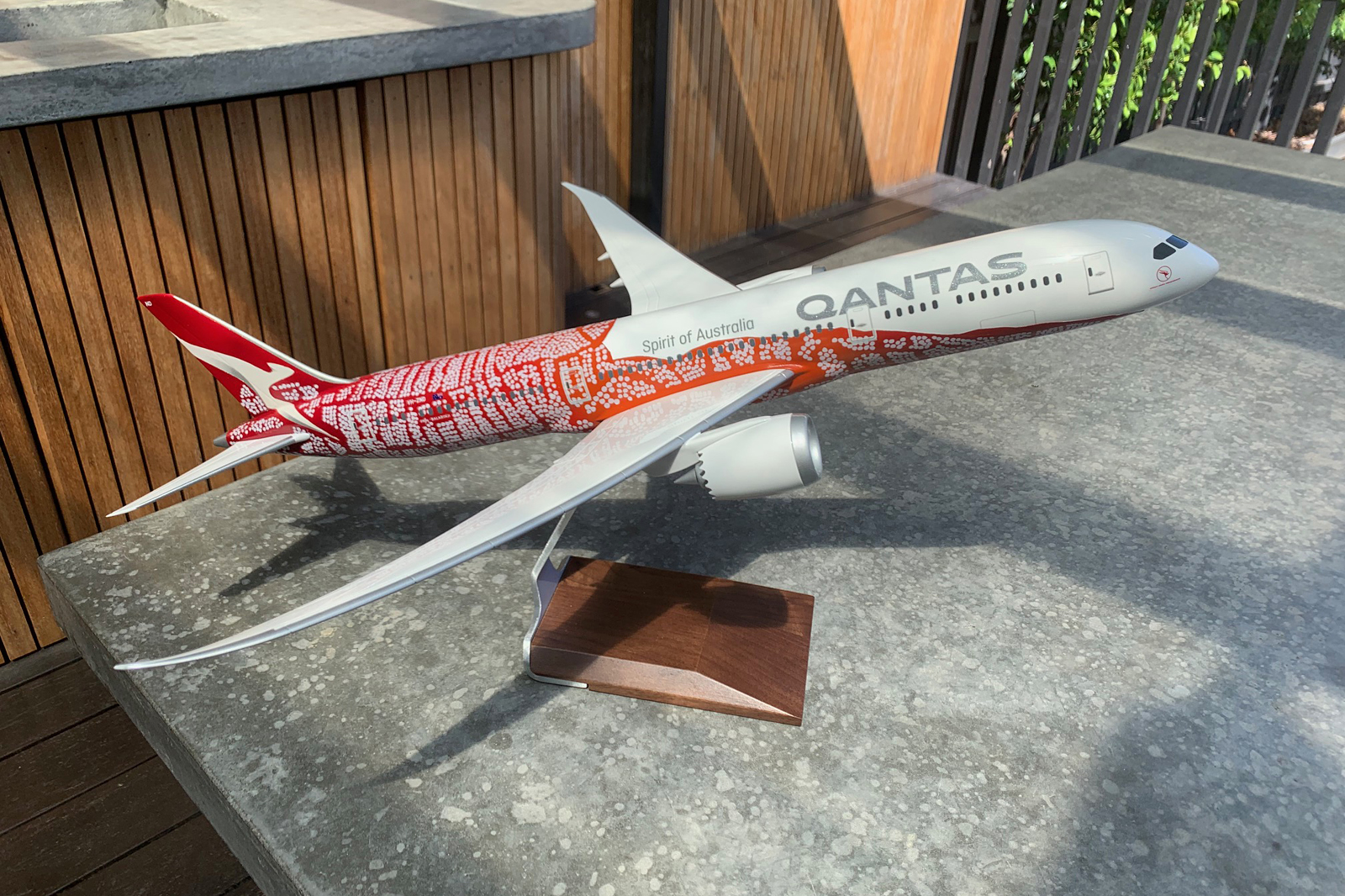 Customized Pacmin 1/100 Qantas Yam Dreaming Boeing 787-9 model for sale