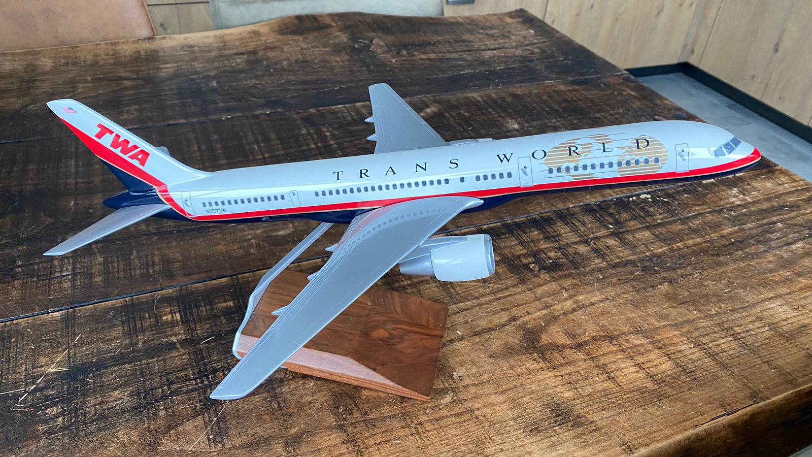 Pacmin 1/100 TWA Boeing 757 model for sale