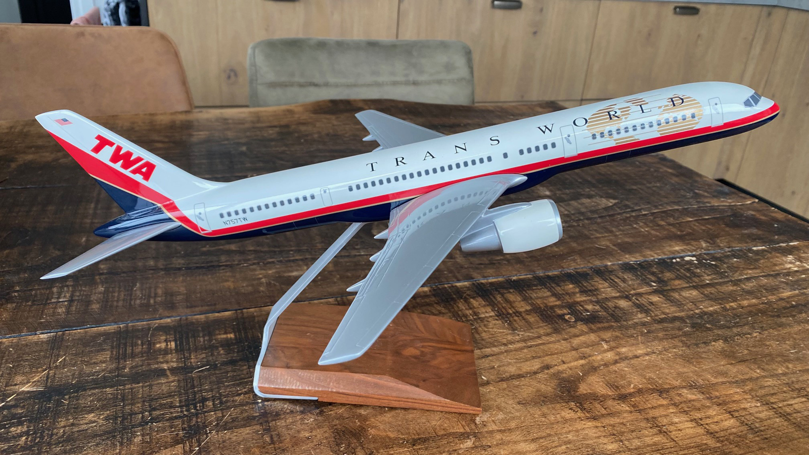 Pacmin 1/100 TWA Boeing 757 model for sale
