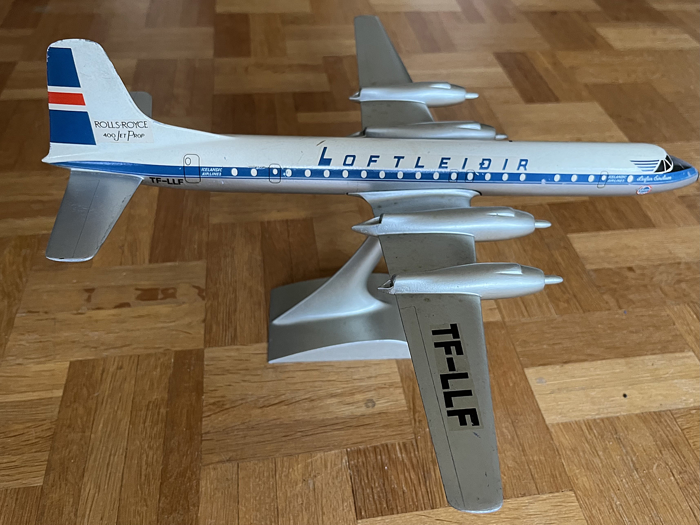 Schaarschmidt 1/100 Loftleidir Canadair CL-44 model for sale
