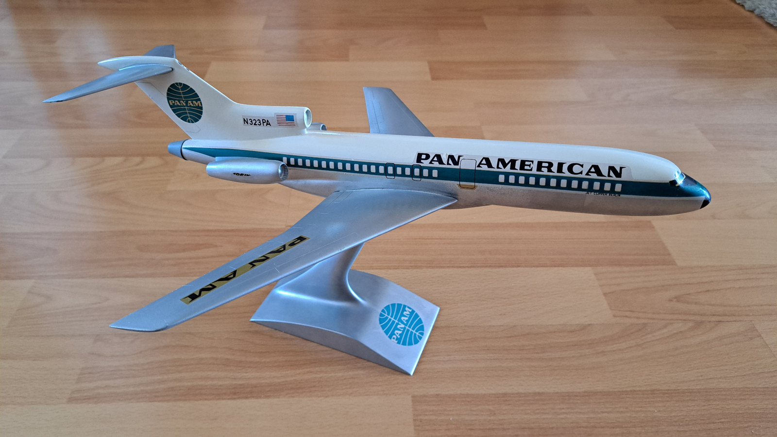 Schaarschmidt 1/100 Pan American Boeing 727 model for sale