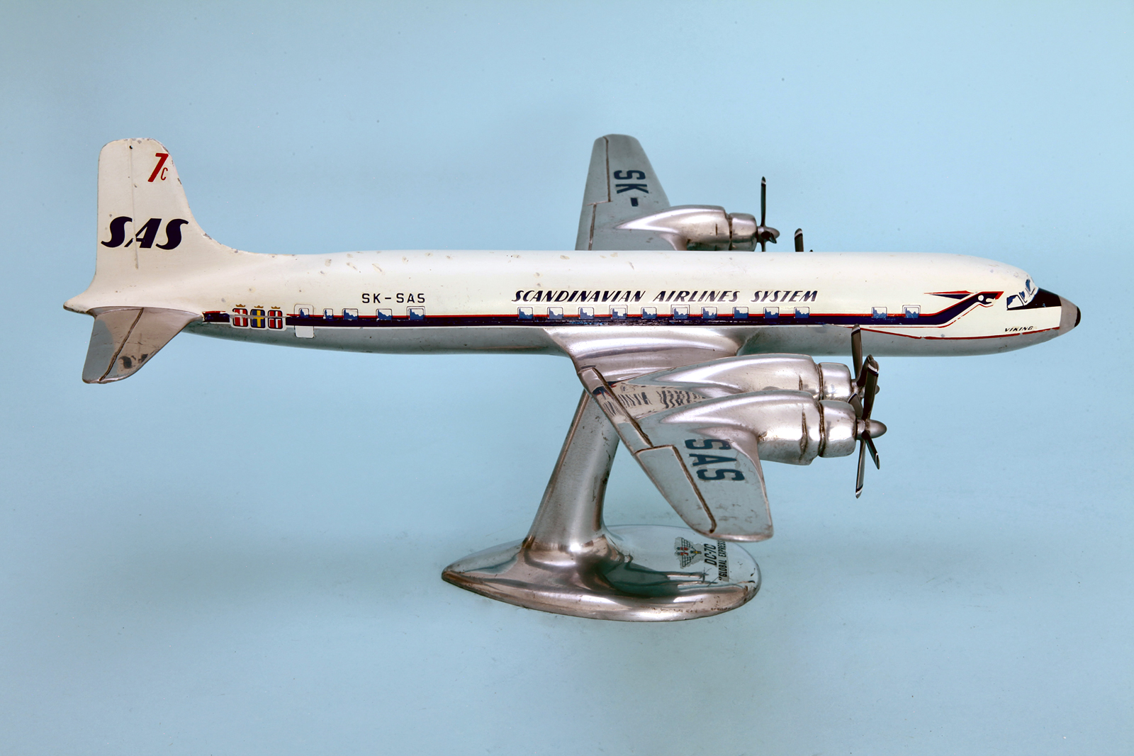 Osgaard 1/100 SAS Douglas DC-7C model for sale