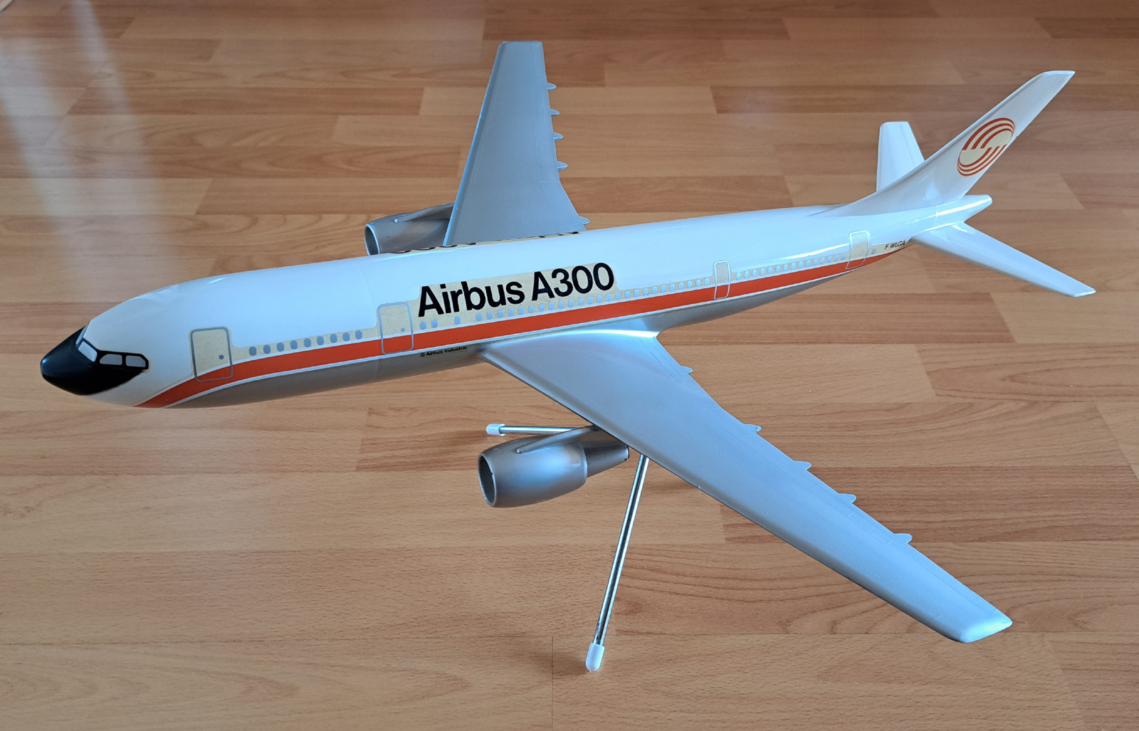 Maqette dEtude et Exposition 1/100 Airbus A300 model for sale