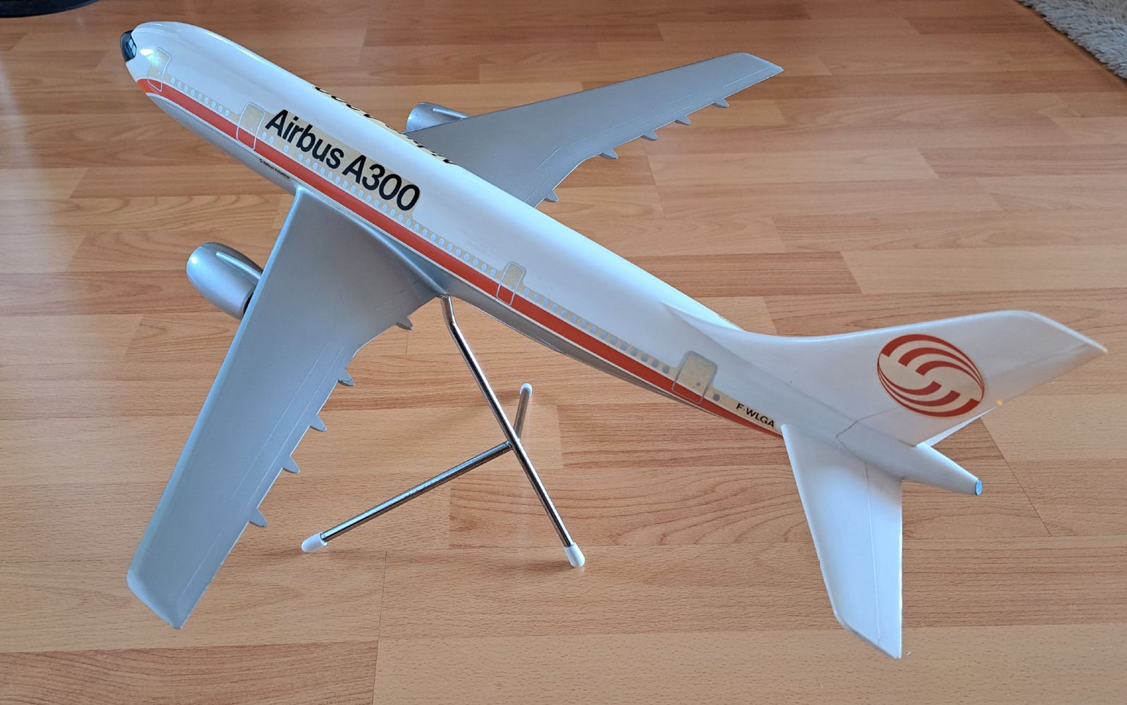 Maqette dEtude et Exposition 1/100 Airbus A300 model for sale