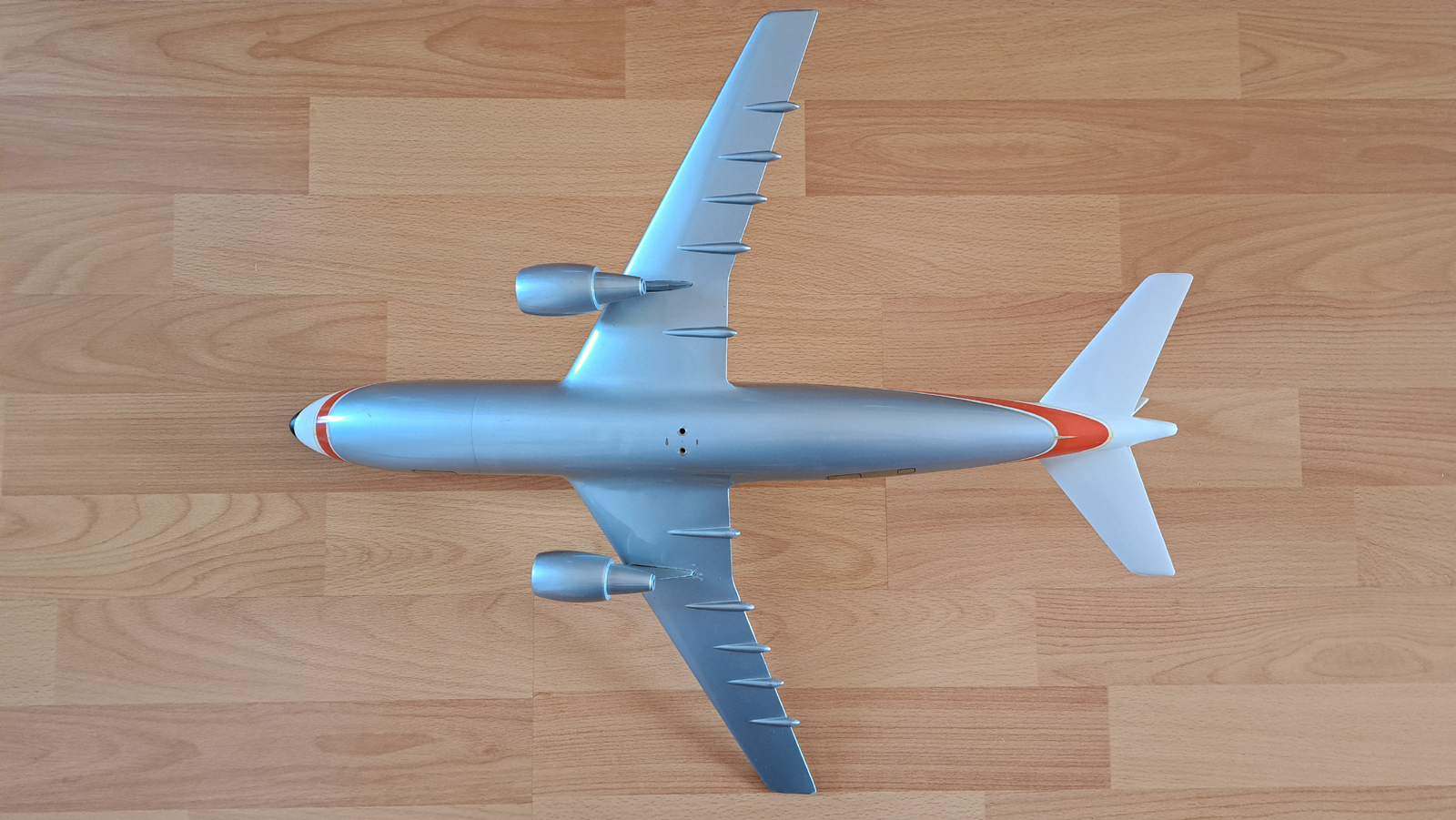 Maqette dEtude et Exposition 1/100 Airbus A300 model for sale
