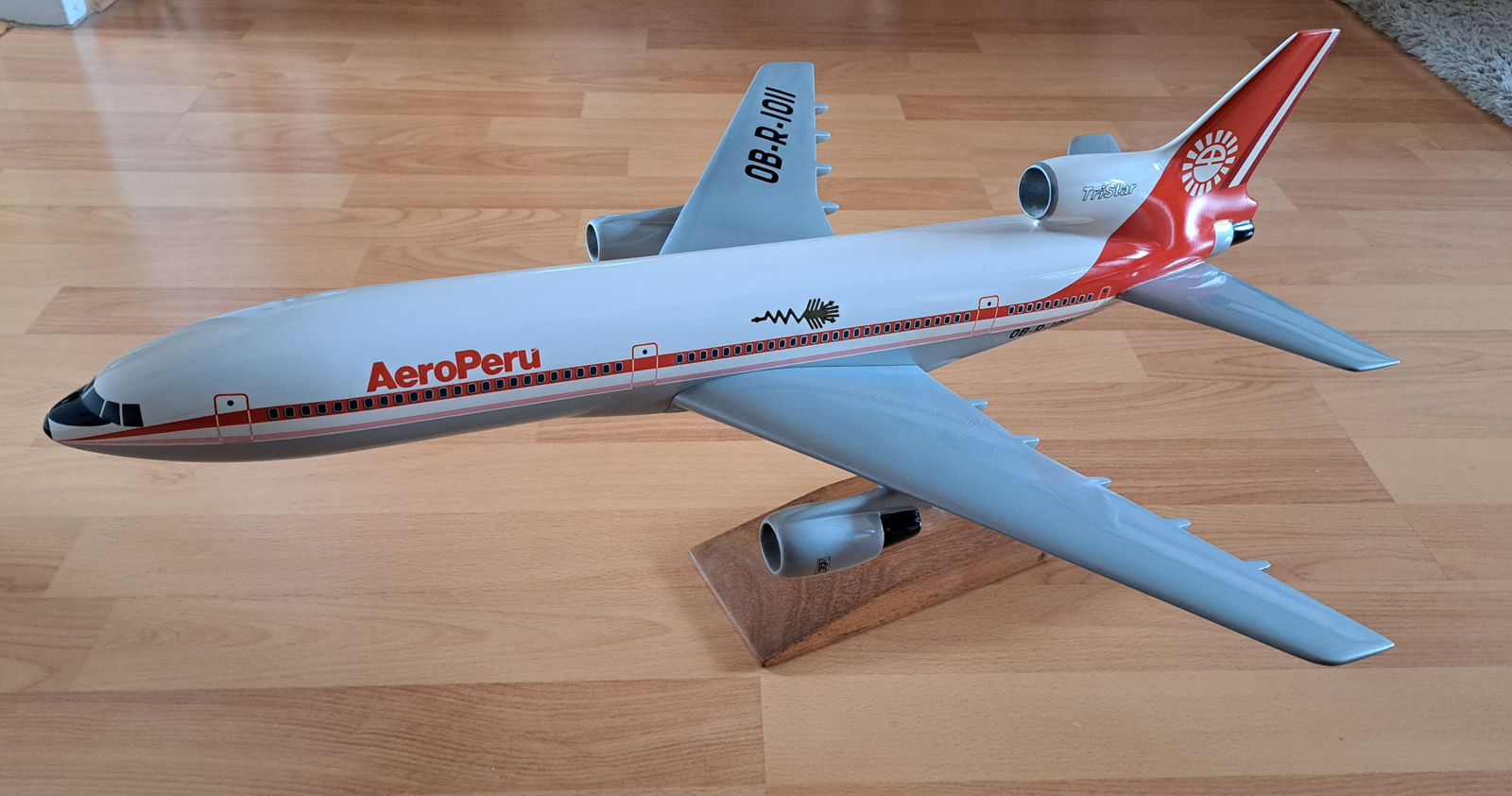 Vogelaar 1/100 Aero Peru Lockheed L-1011 Tristar model for sale