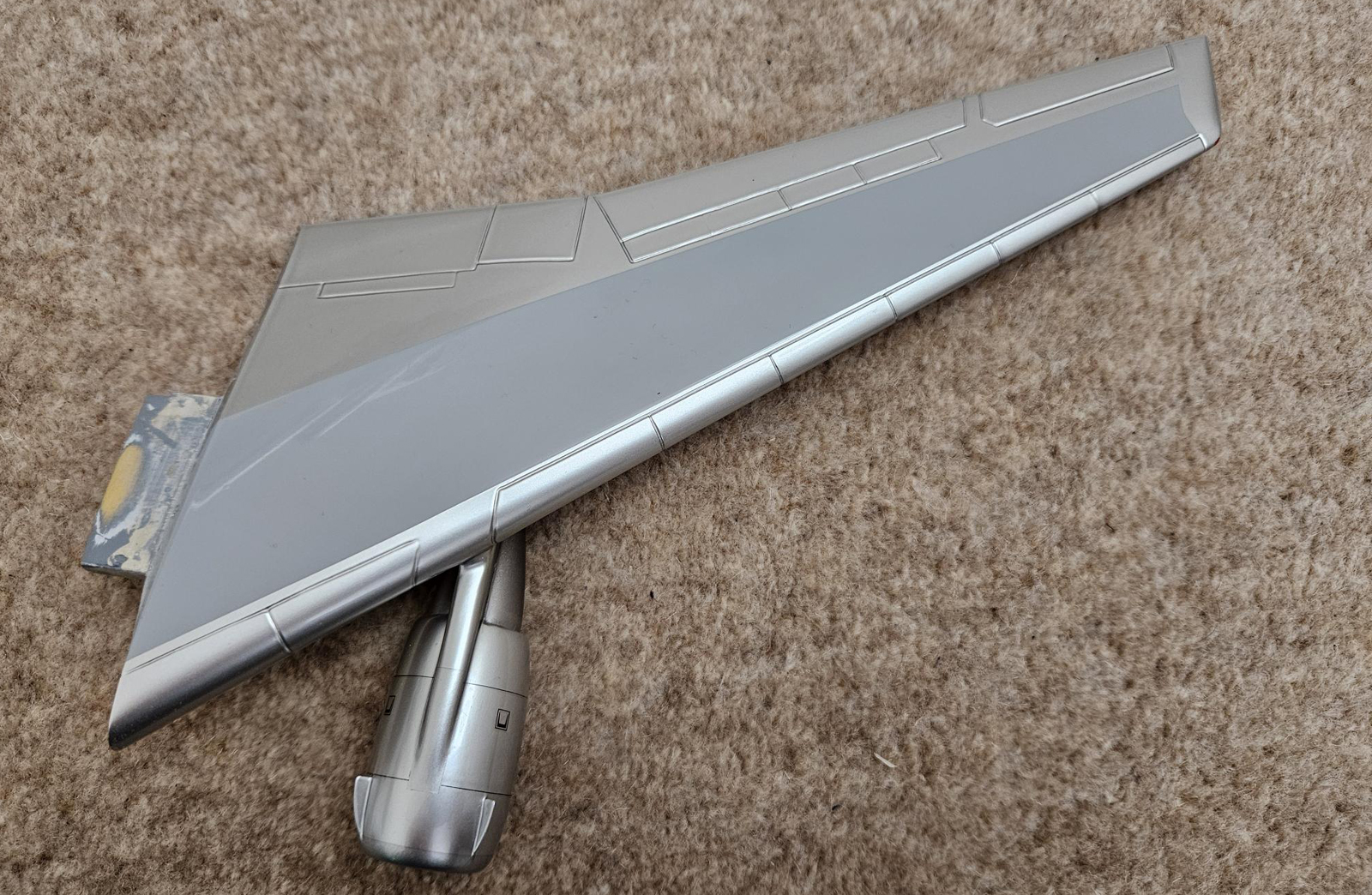 Detailed custom 1/100 American Airlines DC-10 model using a pacmin blank. Model for sale.