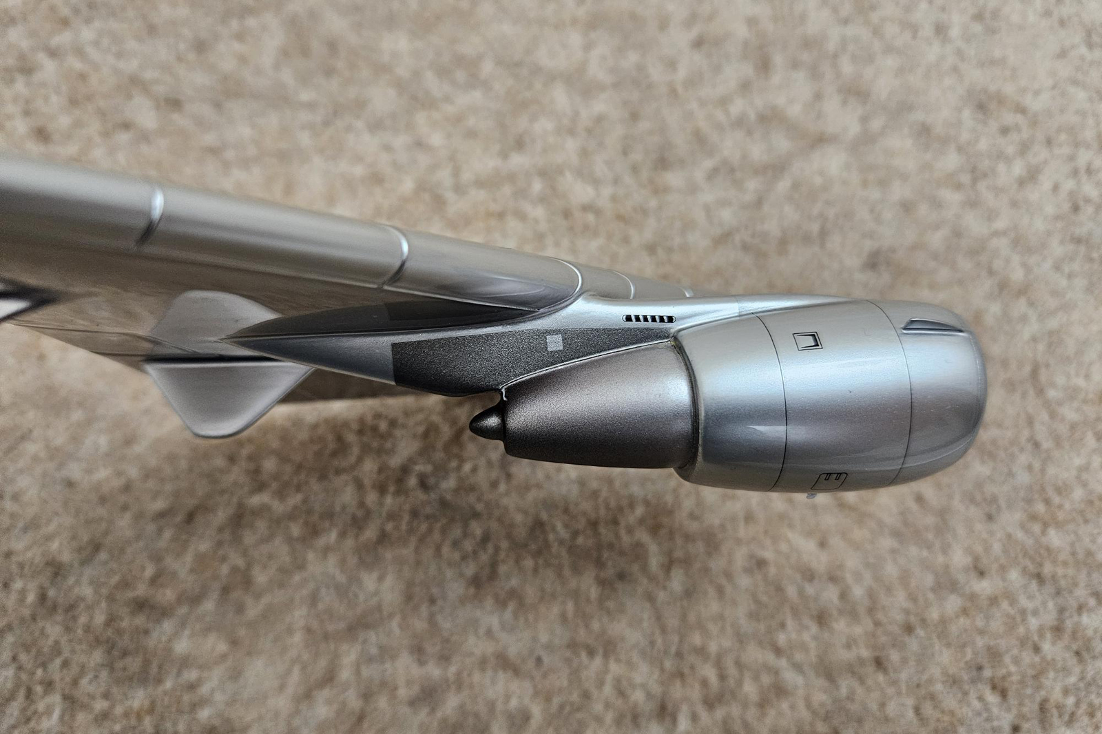 Detailed custom 1/100 American Airlines DC-10 model using a pacmin blank. Model for sale.