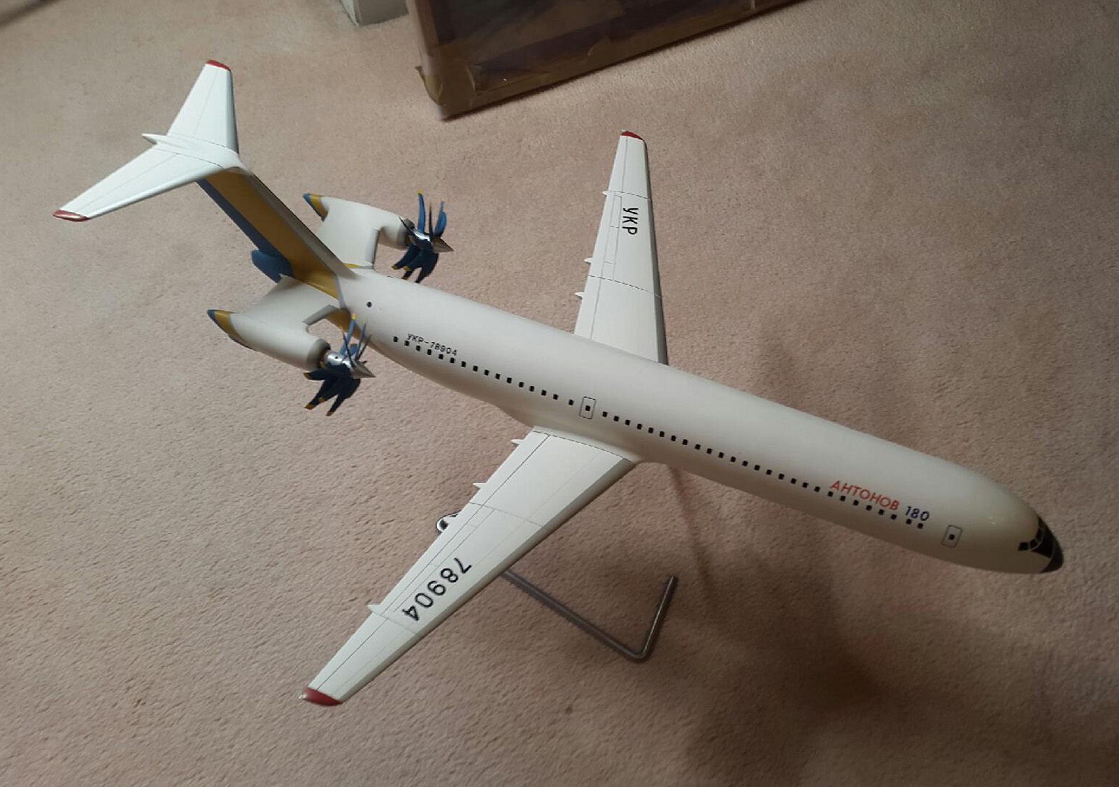 1/100 Antonov AN-180 Prop-fan concept proposal model