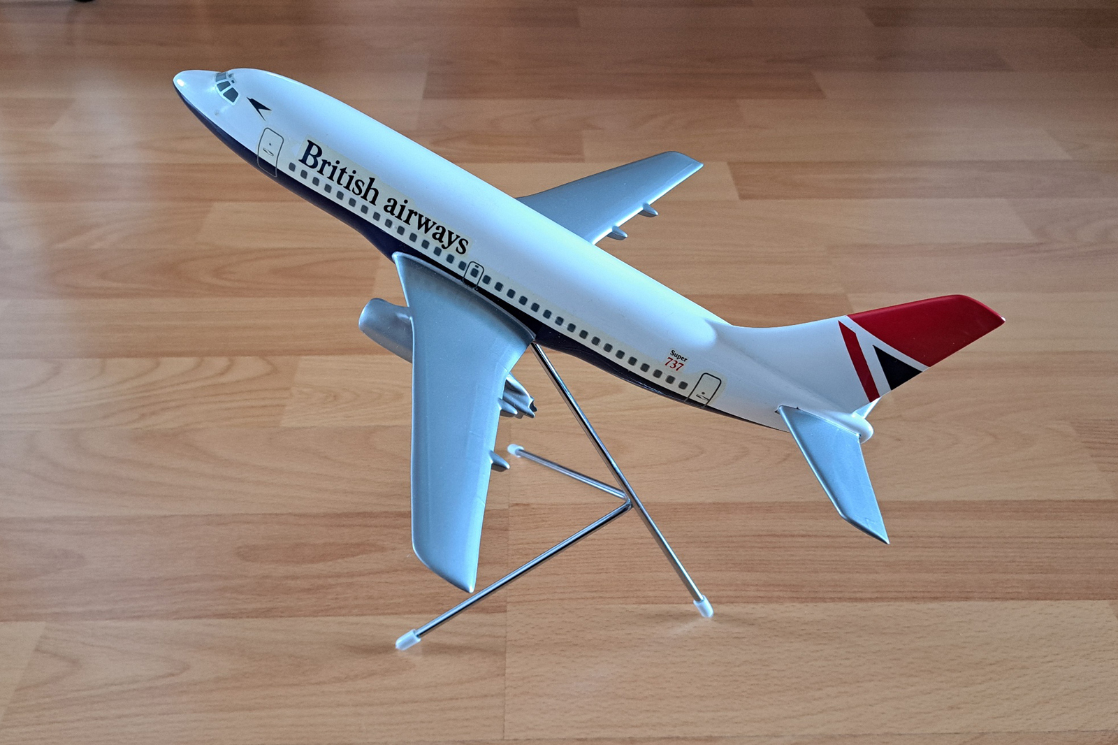 Westways models 1/100 British Airways Boeing 737-200 model for sale