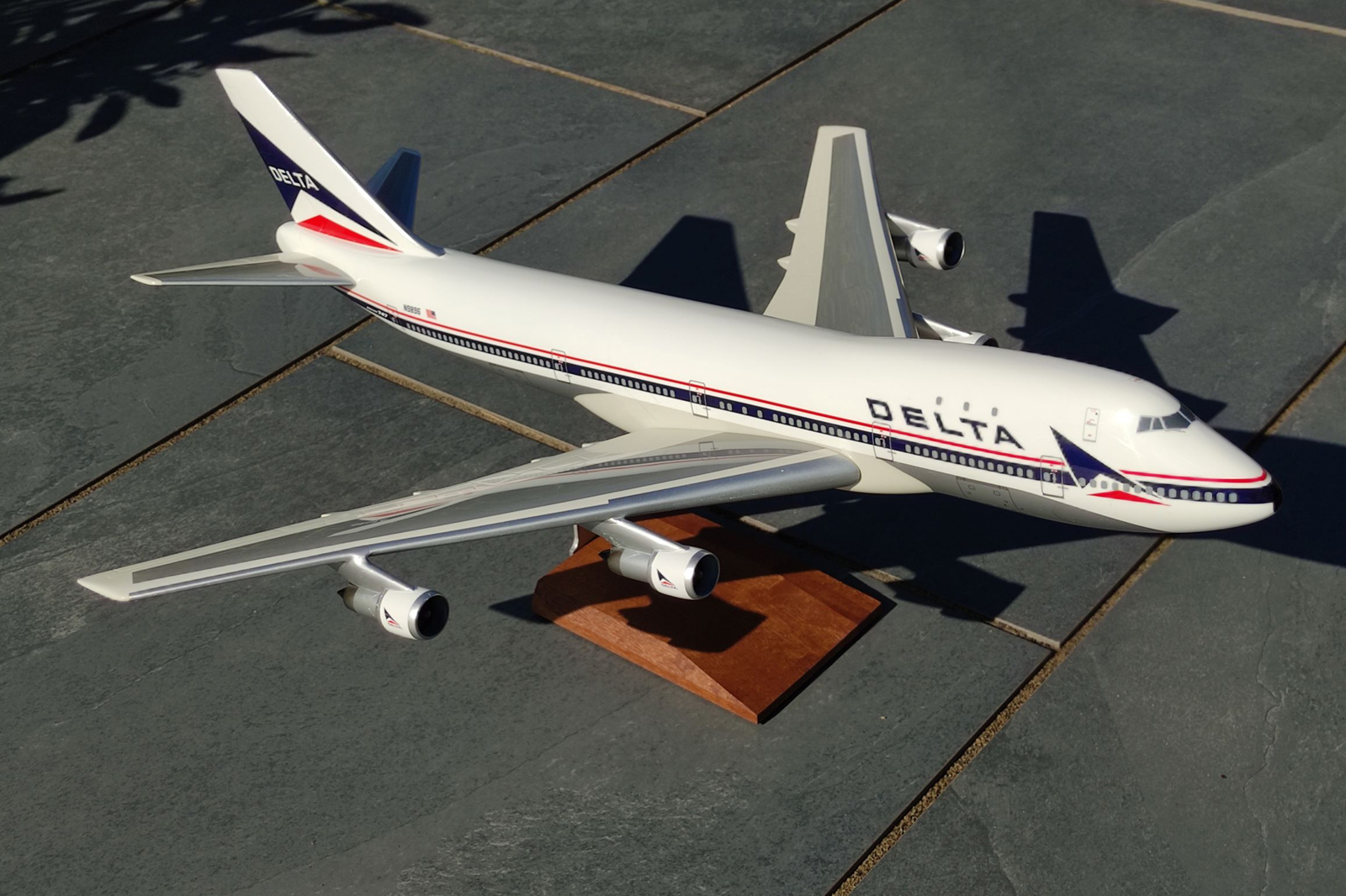 West Coast Aviation Models 1/100 Delta Airlines Boeing 747-100 model for sale