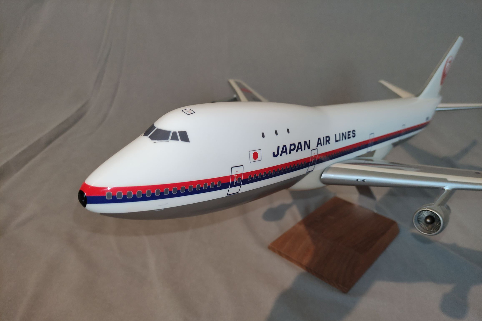 West Coast Aviation Models 1/100 Japan Air Lines Boeing 747-100 model for sale