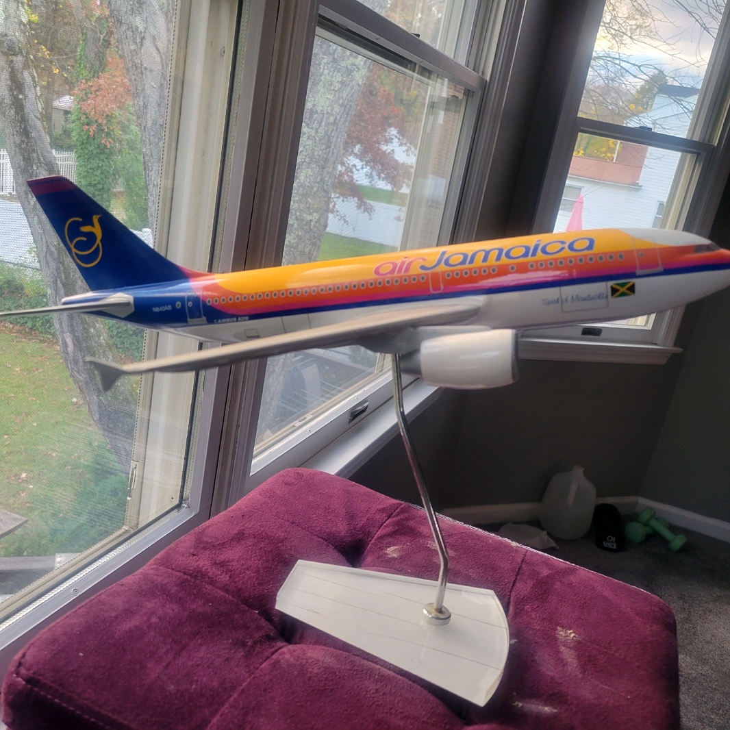 Graphideco 1/100 Air Jamaica Airbus A310 model for sale