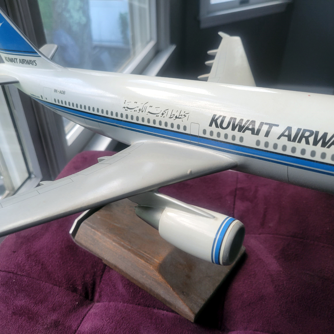 Wesco 1/100 Kuwait airways Airbus A310 model for sale
