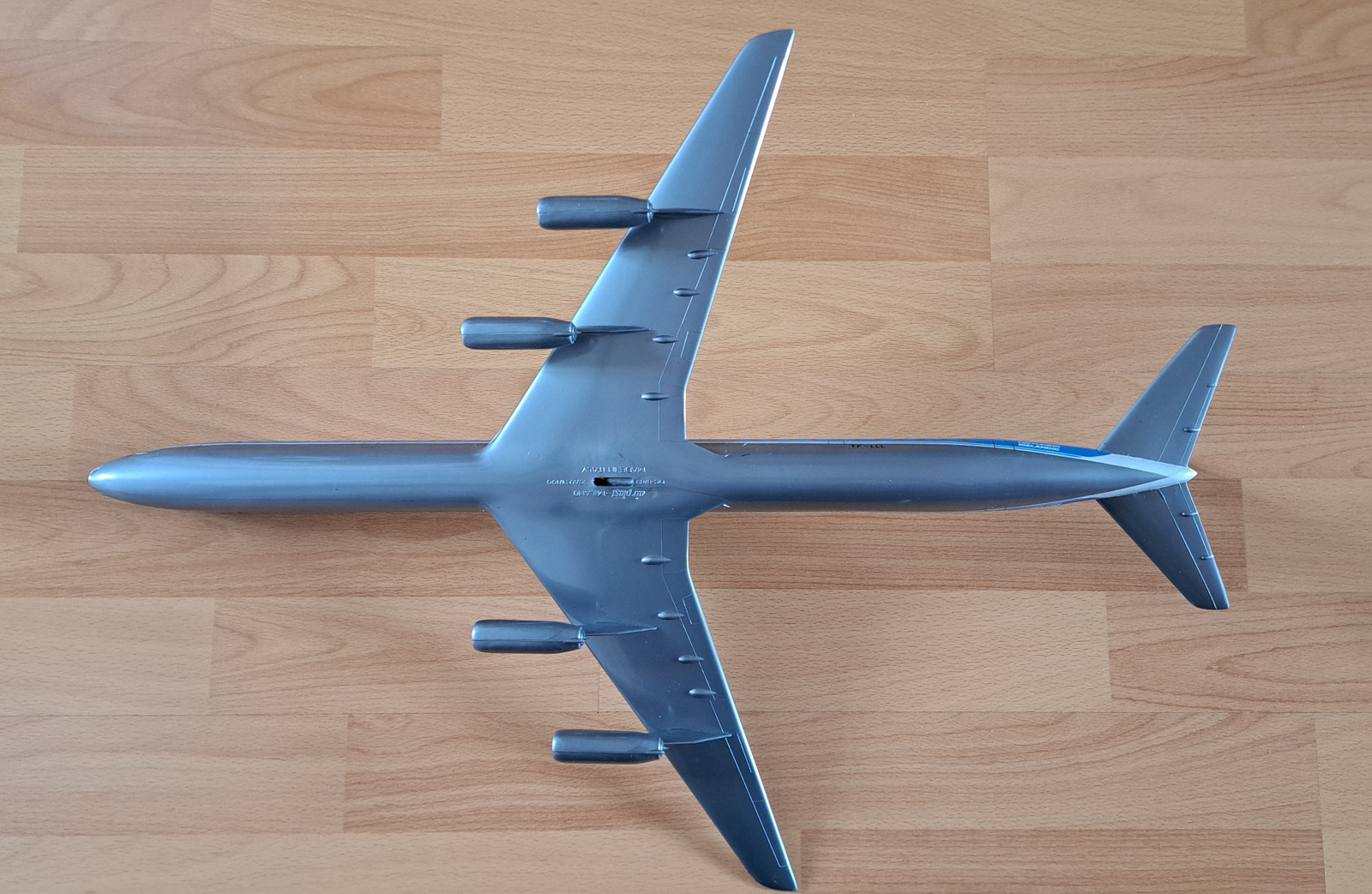 Airplast 1/100 Loftleidir Douglas DC-8 model for sale