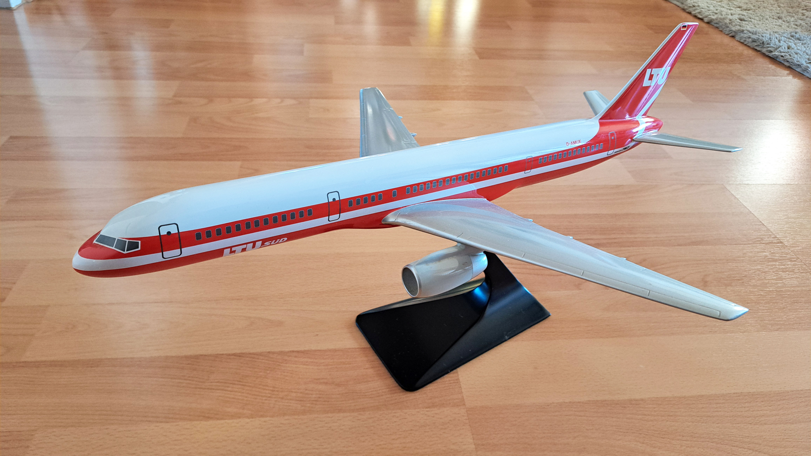 IMC Modelworks 1/100 LTU Sud Boeing 757-200