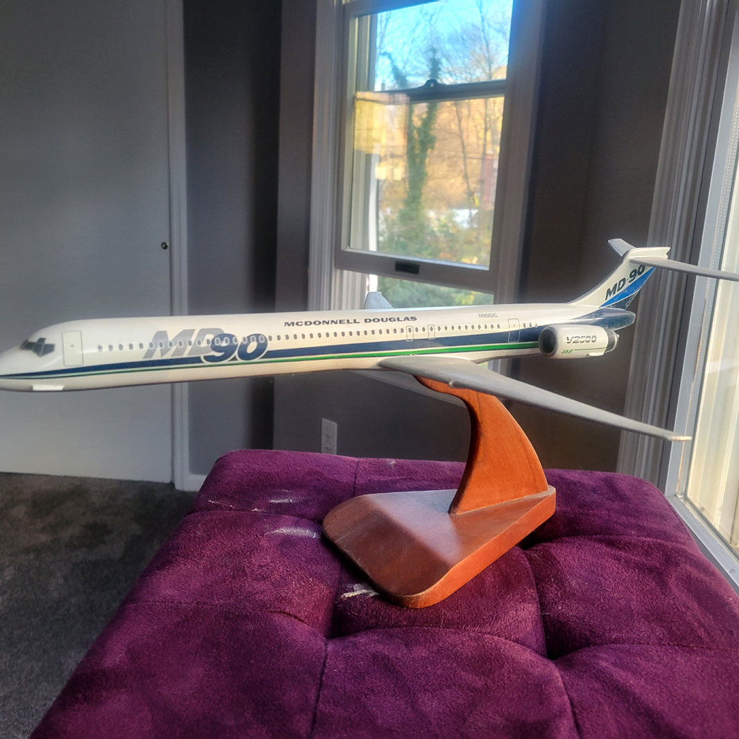 1/100 McDonnell Douglas MD-90 demonstrator model for sale